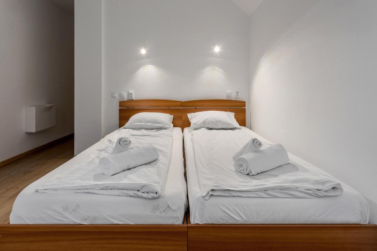 קלוז'-נאפוקה Dd Boutique Apartments מראה חיצוני תמונה